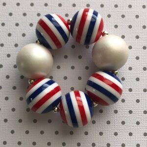 NWT Little girls Red white & blue chunky bubblegum bead bracelet